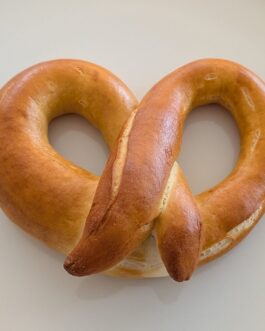 Plain pretzel