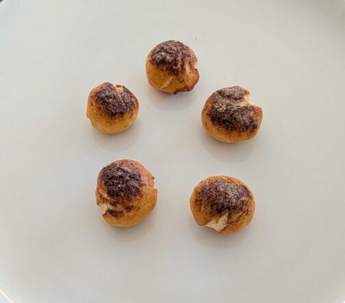 Cinnamon pretzel bites